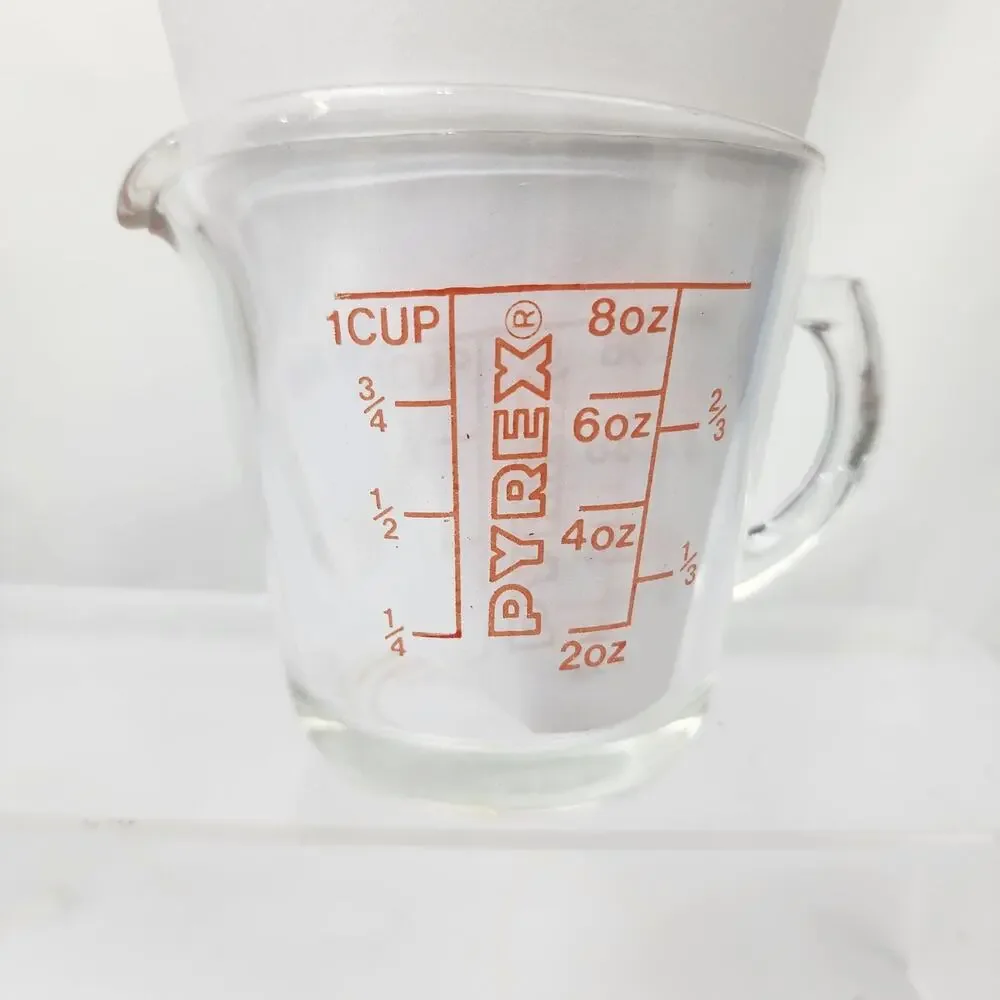 Vintage Pyrex 508 A-3 1 Cup 250 ml Measuring Red Lettering Closed D Handle Nice!
